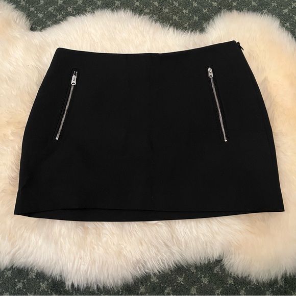 Aritzia Wilfred Black Zipper Pockets Mini Skirt - Picture 6 of 6